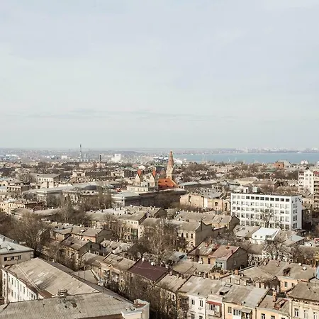 Apartment Lev Tolstoy Square