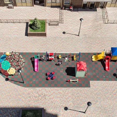 Lev Tolstoy Square *